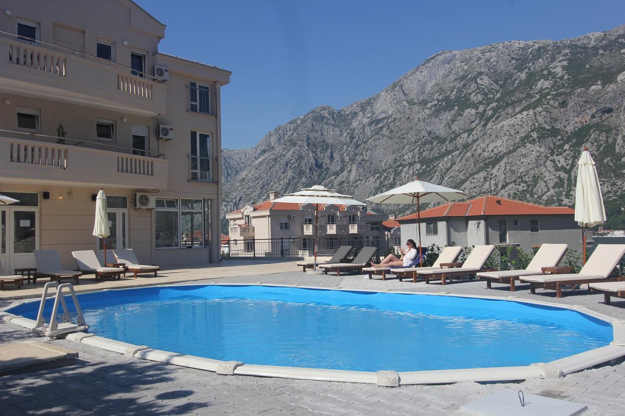 Hotel Perla Adriatica Kotor Exterior photo